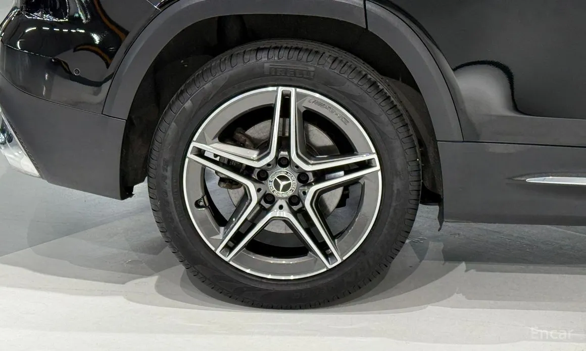 Фото 20 - Mercedes-Benz GLB-Class