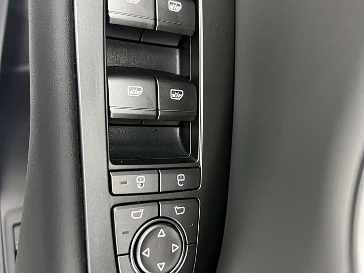 Фото 8 - BYD Qin L