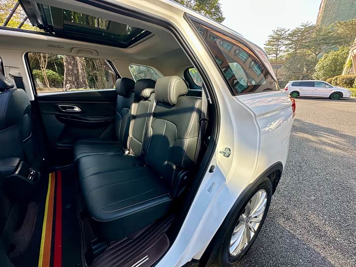 Фото 9 - Changan Oshan X7 Plus