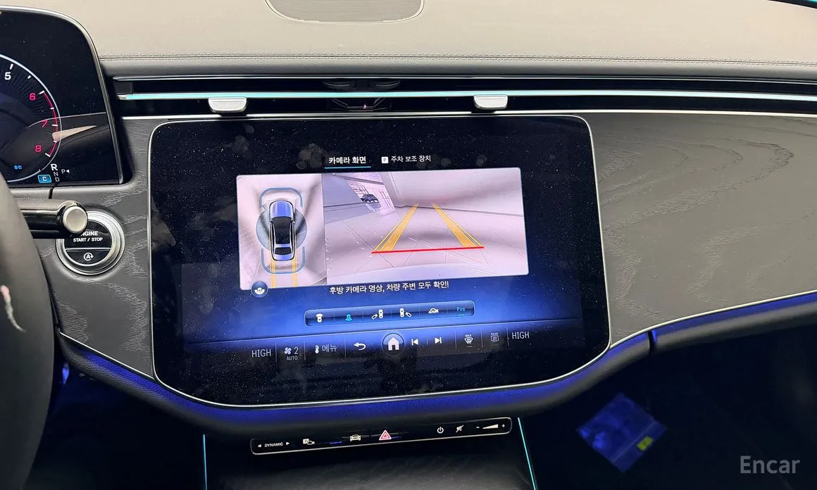 Фото 15 - Mercedes-Benz E-Class