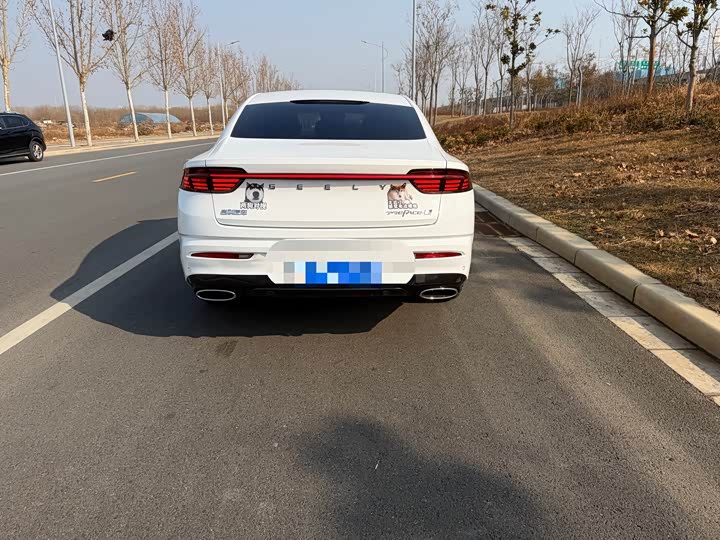 Фото 5 - Geely Preface