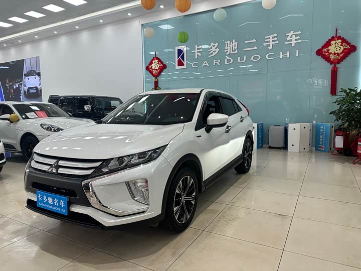Фото 1 - Mitsubishi Eclipse Cross