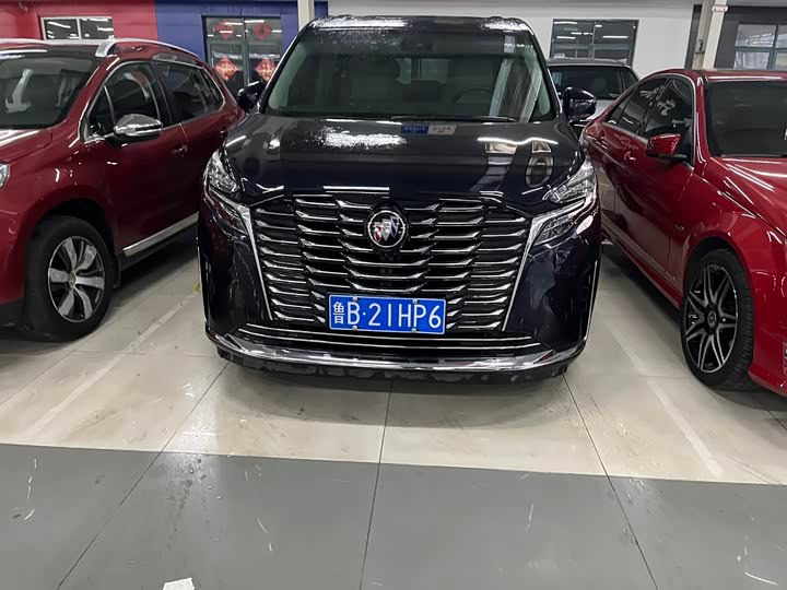 Фото 1 - Buick GL8 ES