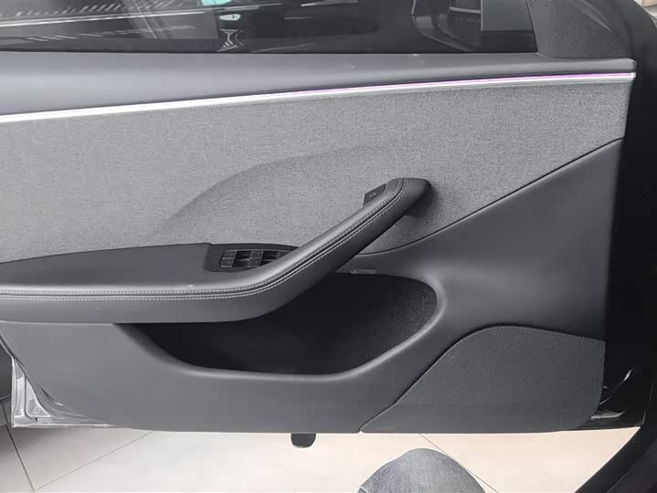 Фото 7 - Tesla Model 3