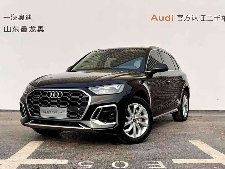 Фото 1 - Audi Q5L