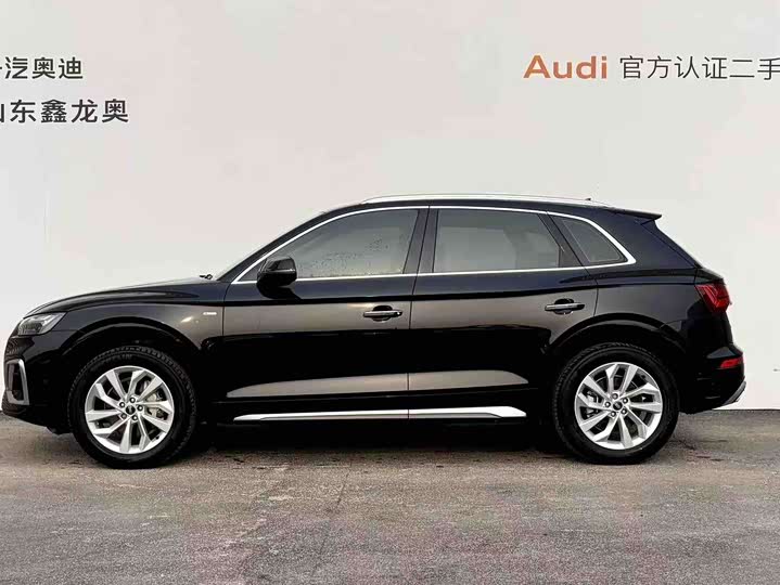 Фото 2 - Audi Q5L