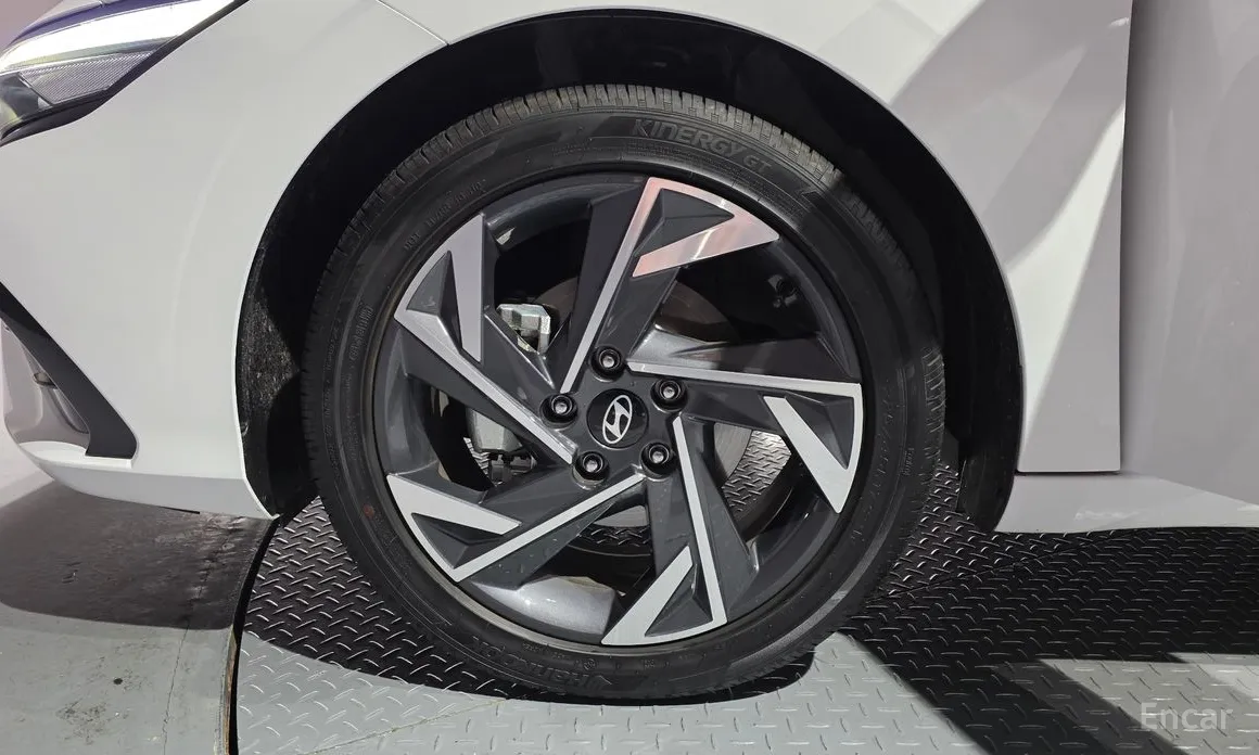 Фото 5 - Hyundai Avante