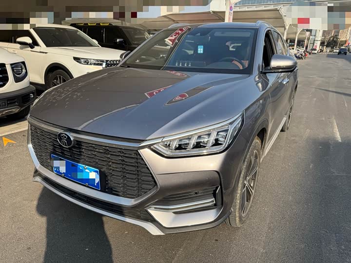 Фото 1 - BYD Song Plus