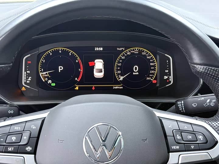Фото 4 - Volkswagen Passat