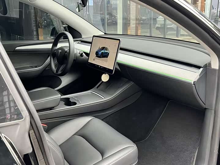 Фото 5 - Tesla Model Y