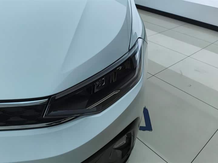 Фото 5 - Volkswagen Lavida