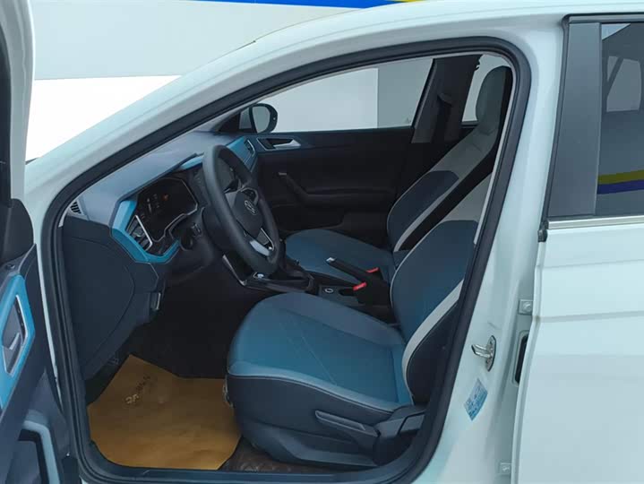 Фото 9 - Volkswagen Lavida