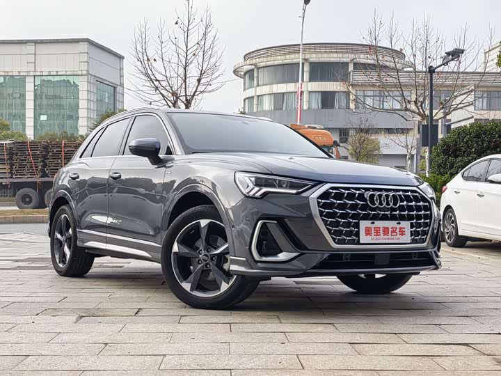 Фото 3 - Audi Q3