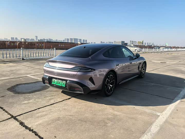 Фото 9 - Xiaomi SU7