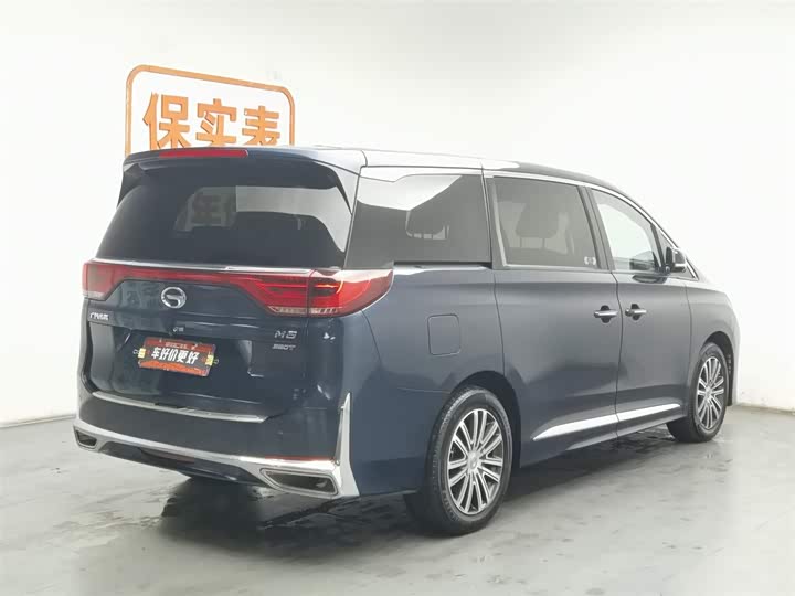 Фото 2 - GAC Trumpchi M8