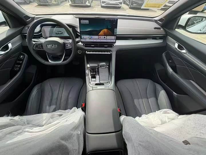 Photo 5 - Geely Preface