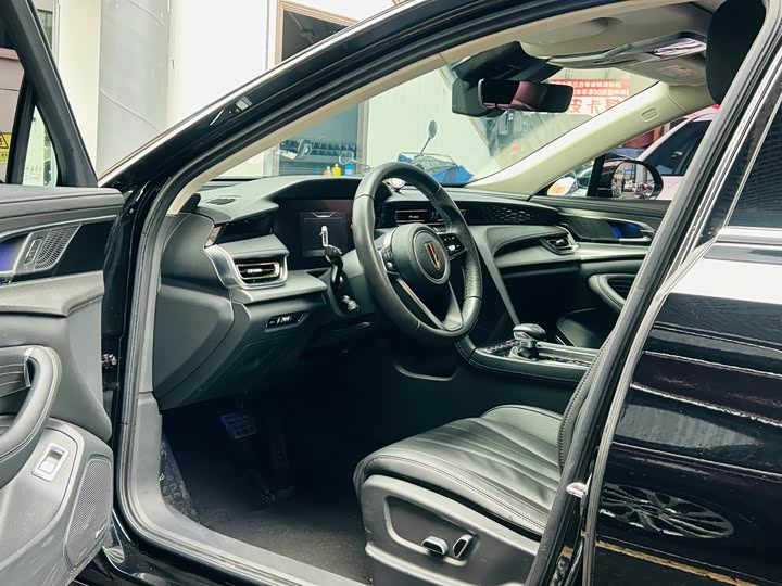 Фото 5 - Hongqi H5