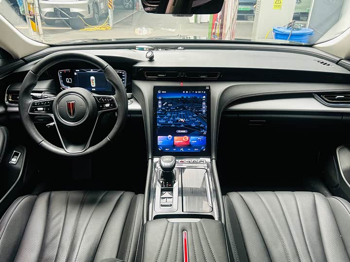 Фото 8 - Hongqi H5