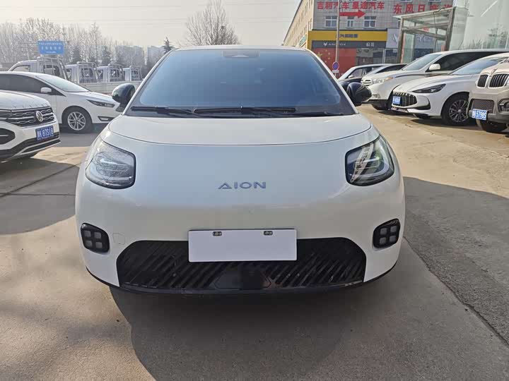 Фото 2 - GAC Aion UT