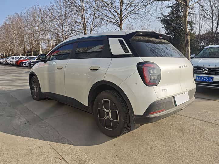 Фото 6 - GAC Aion UT