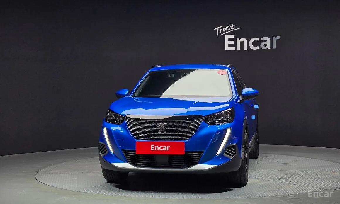 Фото 3 - Peugeot 2008