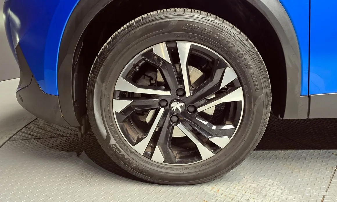 Фото 5 - Peugeot 2008