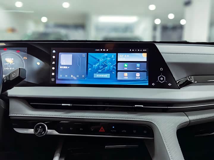 Фото 7 - Changan CS75 Plus