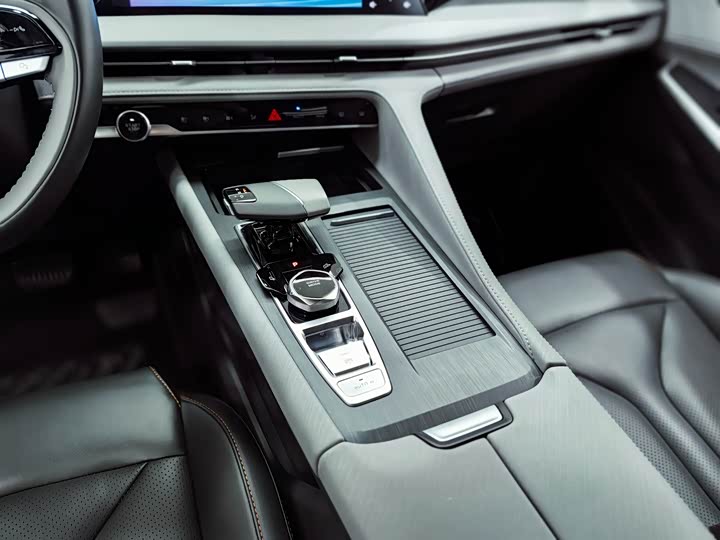 Фото 8 - Changan CS75 Plus