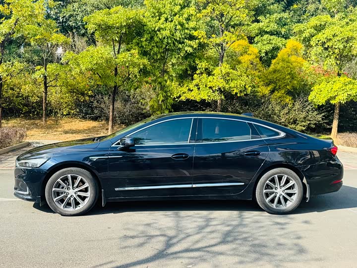 Фото 4 - Buick LaCrosse