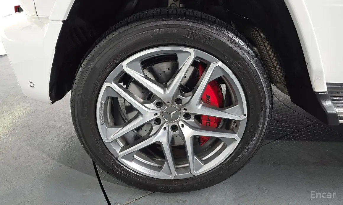 Фото 5 - Mercedes-Benz G-Class