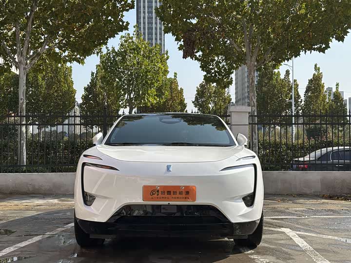 Фото 2 - Avatr 11