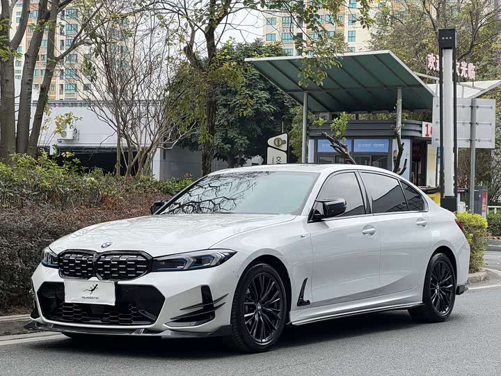 Фото 1 - BMW 3 Series