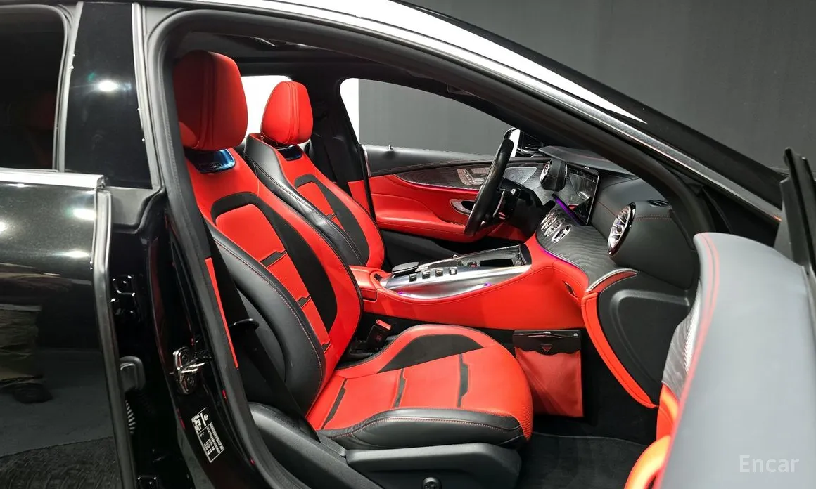 Фото 10 - Mercedes-Benz AMG GT