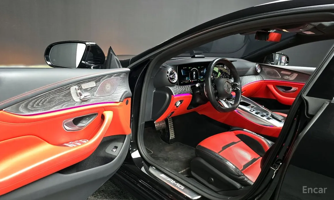 Фото 11 - Mercedes-Benz AMG GT