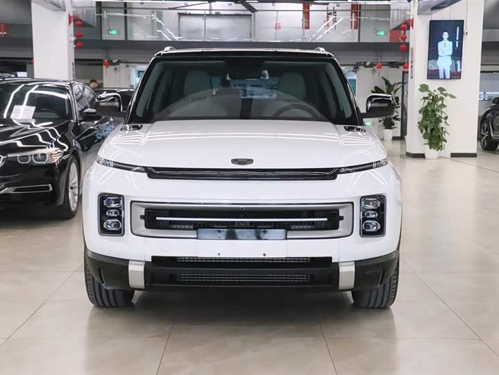 Фото 2 - Geely Icon