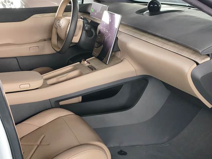 Фото 4 - Nio ET7