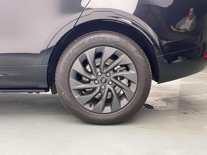 Фото 9 - Land Rover Discovery