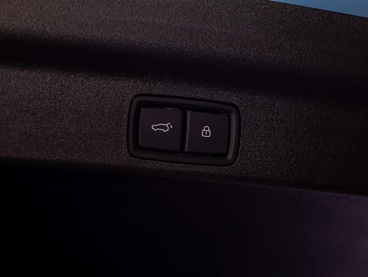 Фото 8 - LiXiang L7