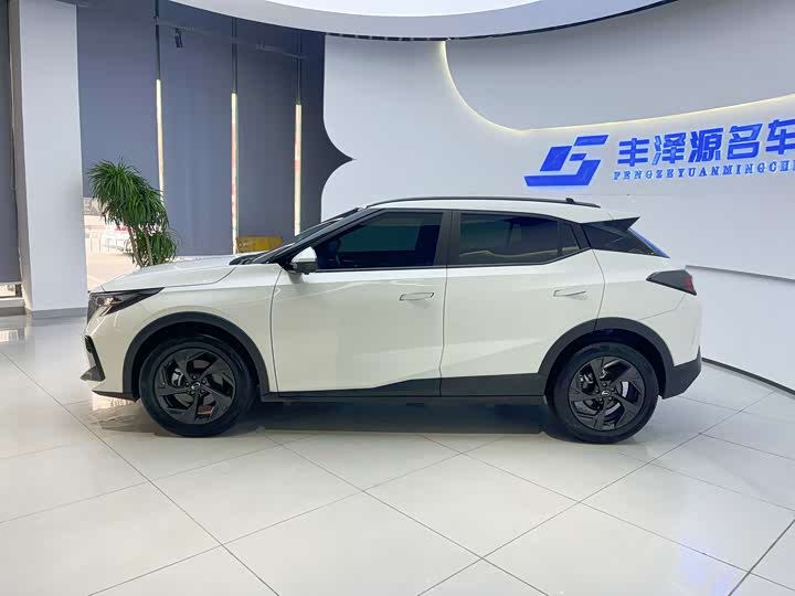 Фото 2 - GAC Trumpchi GS3