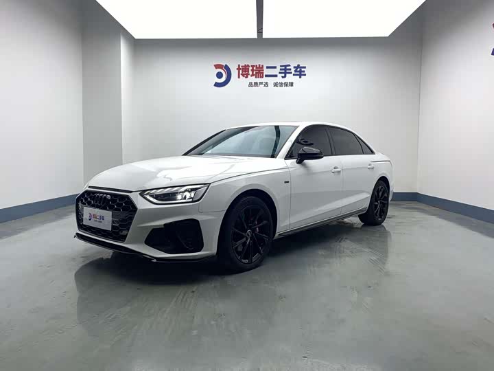 Фото 1 - Audi A4L