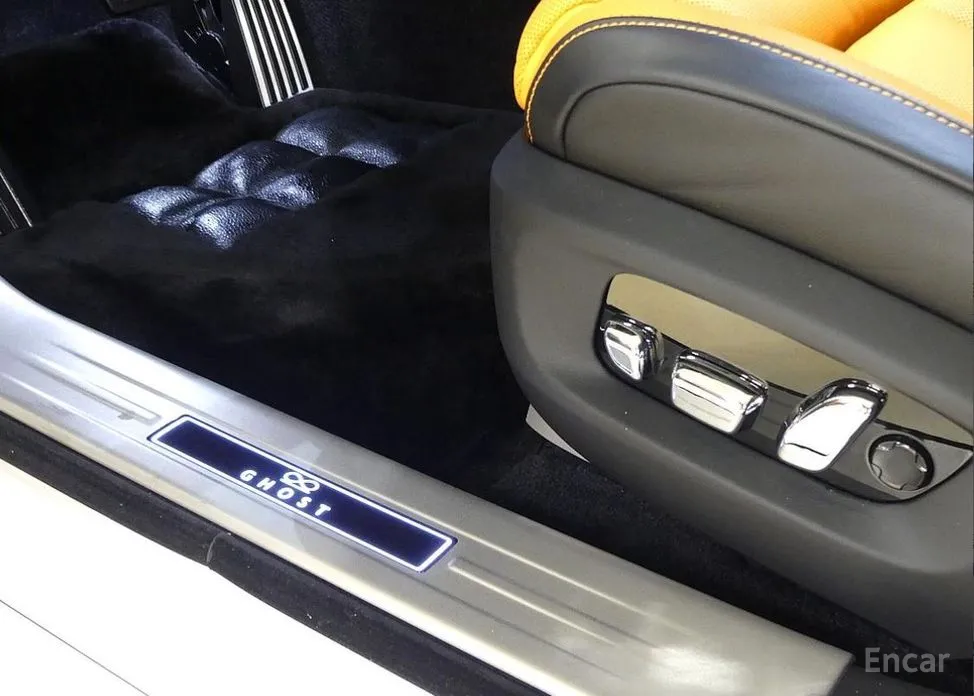 Фото 10 - Rolls-Royce Ghost