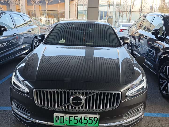 Фото 1 - Volvo S90 Hybrid