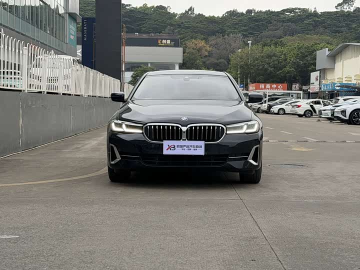 Фото 2 - BMW 5 Series