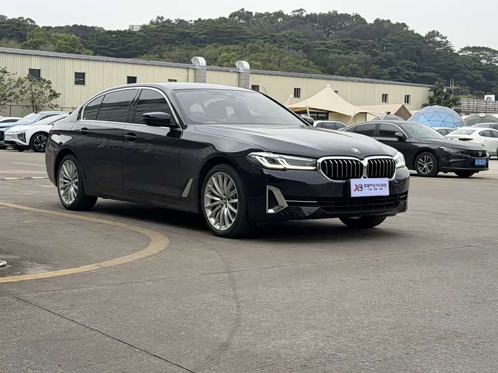 Фото 3 - BMW 5 Series