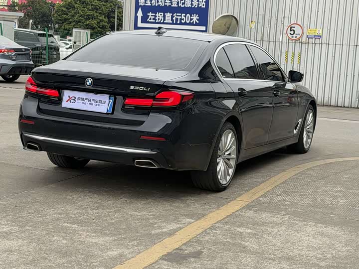 Фото 4 - BMW 5 Series