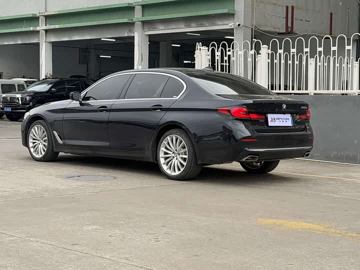 Фото 5 - BMW 5 Series