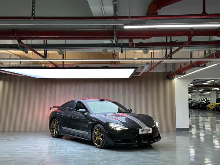 Фото 3 - Xiaomi SU7 Ultra