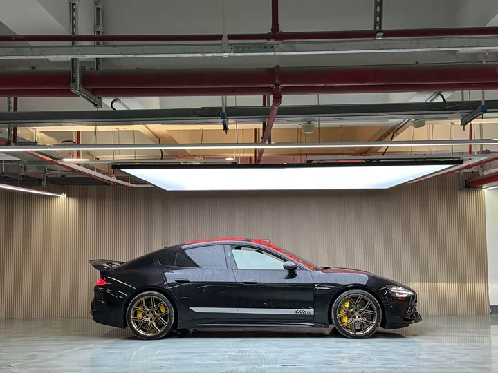 Фото 4 - Xiaomi SU7 Ultra