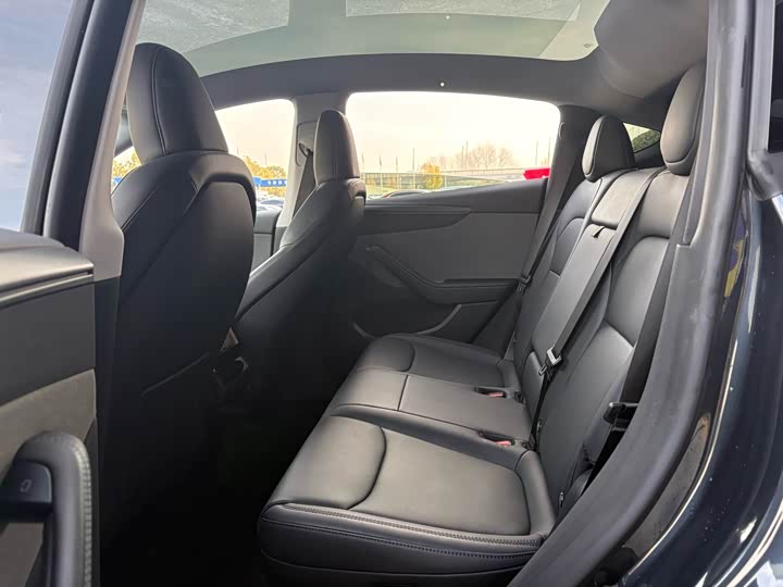 Фото 7 - Tesla Model Y