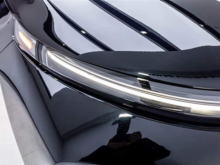 Фото 5 - LiXiang L7